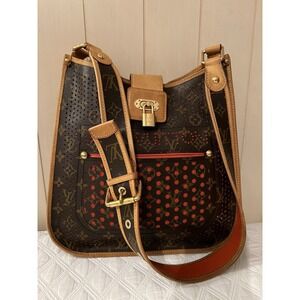 Authentic Louis Vuitton Musette Shoulder Bag Medium Brown Fuchsia Canvas Leather